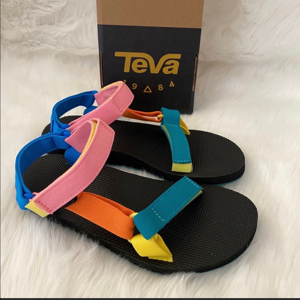 TEVA sandal